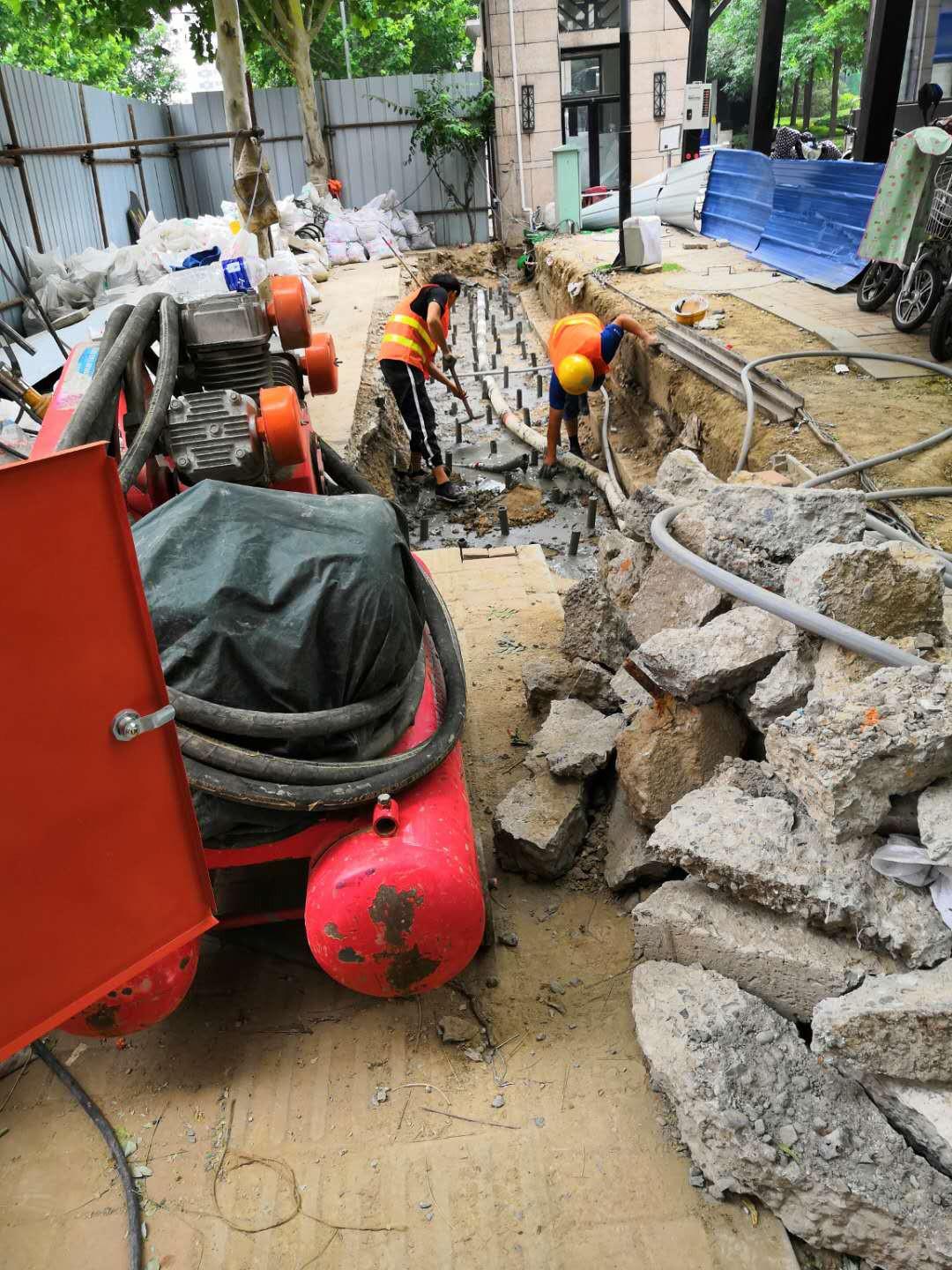 总口管理区地基加固解决房子的地基下沉问题